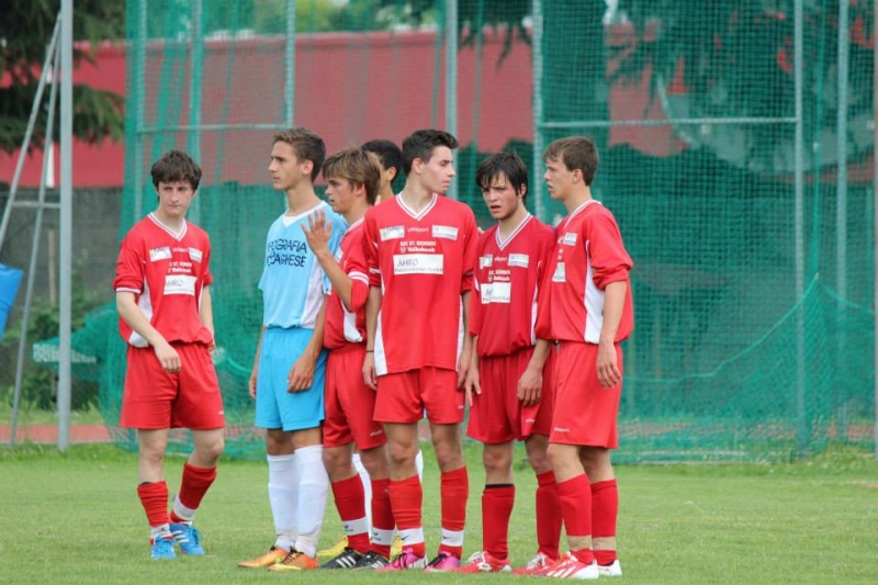 184525_380856748686801_292409995_n