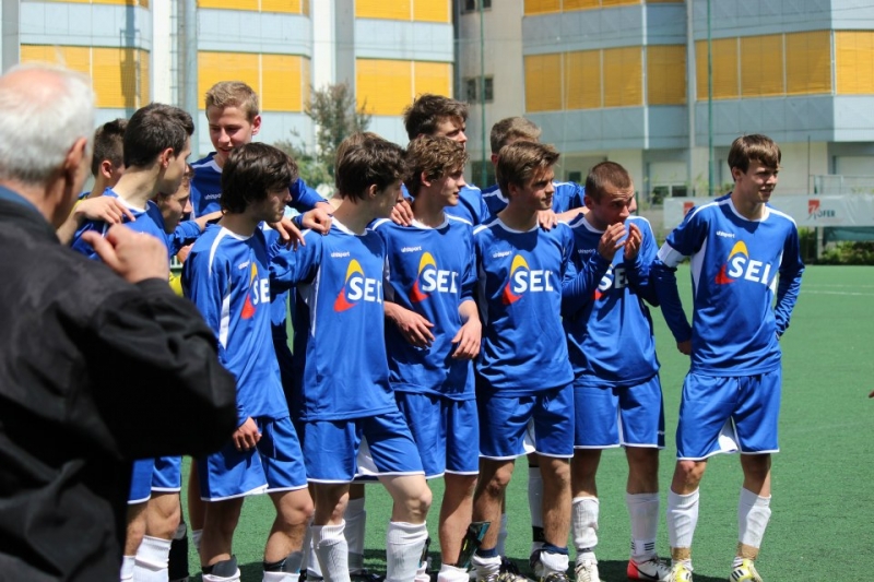 178913_367314326707710_1872786953_n